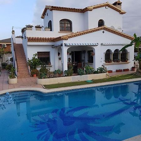 Mediterranee Room Villa Blanca קמברילס מראה חיצוני תמונה