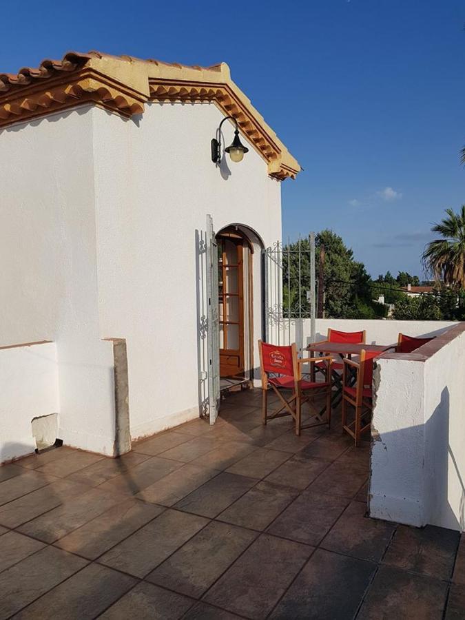 Mediterranee Room Villa Blanca קמברילס מראה חיצוני תמונה