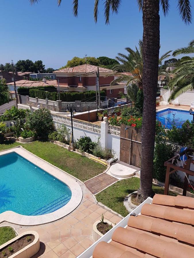 Mediterranee Room Villa Blanca קמברילס מראה חיצוני תמונה