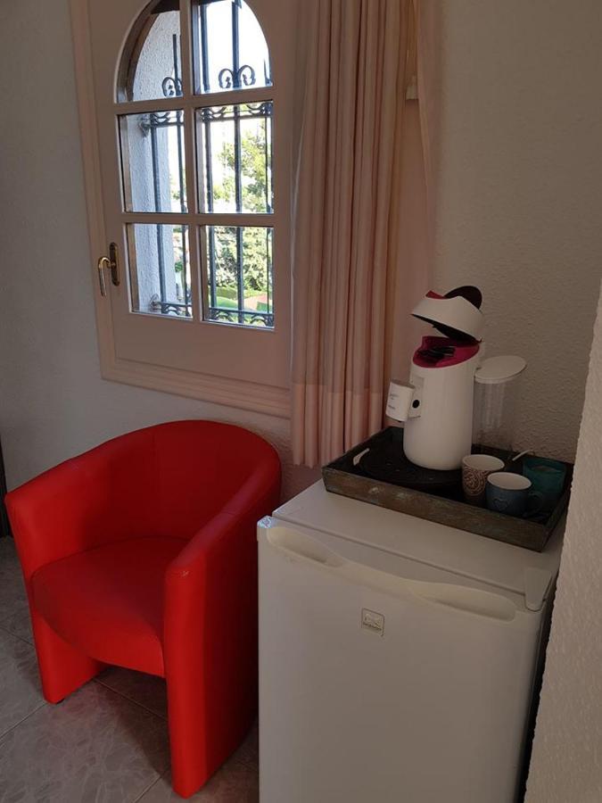 Mediterranee Room Villa Blanca קמברילס מראה חיצוני תמונה