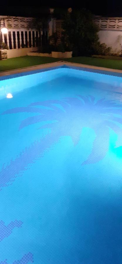 Mediterranee Room Villa Blanca קמברילס מראה חיצוני תמונה